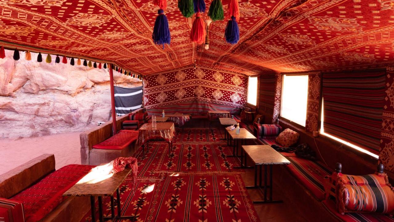 Wadi Rum Meteorite Camp מראה חיצוני תמונה