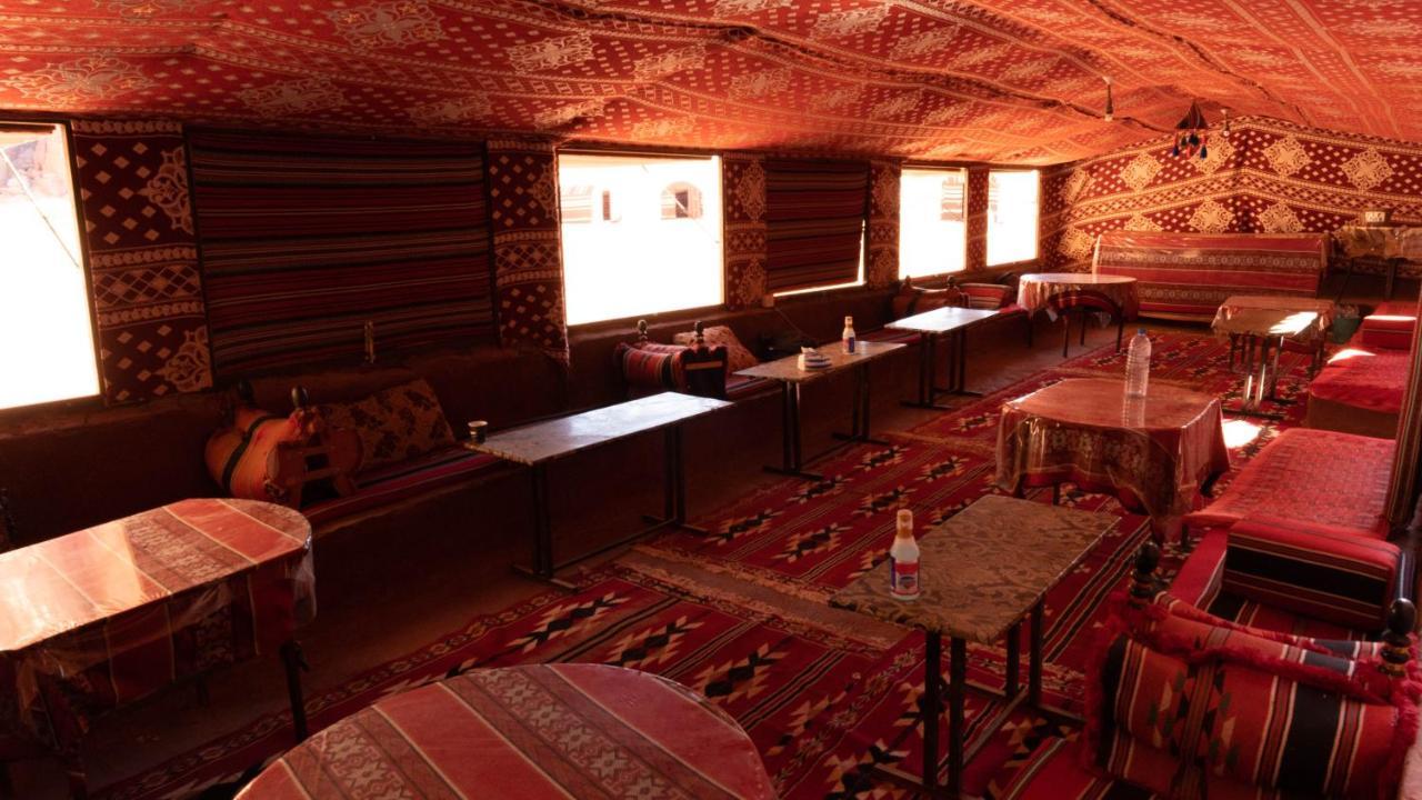 Wadi Rum Meteorite Camp מראה חיצוני תמונה