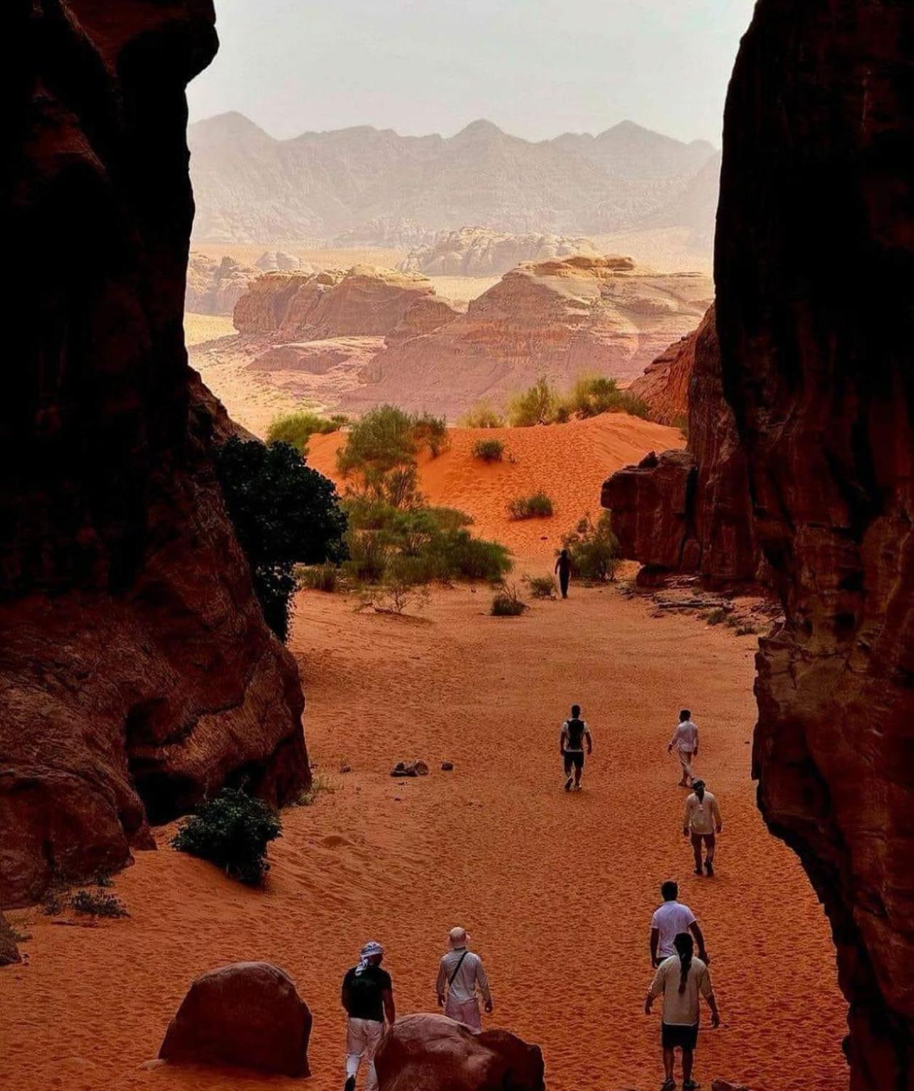 Wadi Rum Meteorite Camp מראה חיצוני תמונה